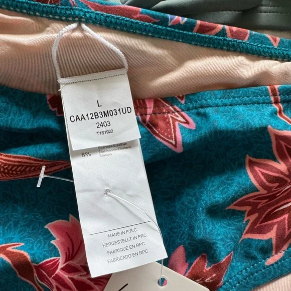 Cupshe Olive and Floral Bikini Set - Picture 6 of 6